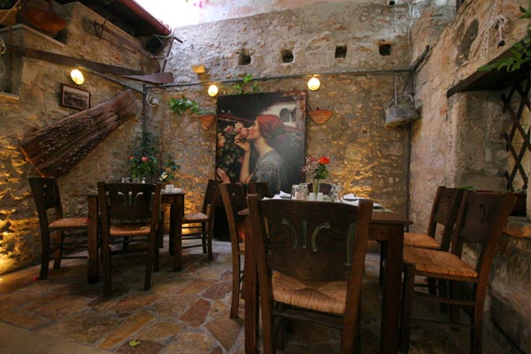 To Pigadi article image